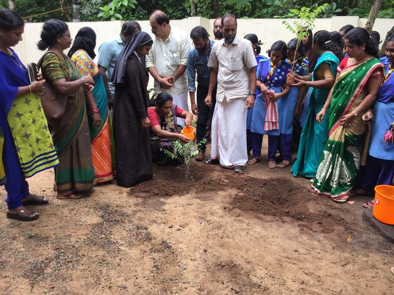 പ്രമാണം:23080-paristhithi2.JPG