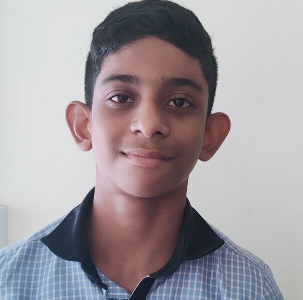 പ്രമാണം:26056 best actor.jpg