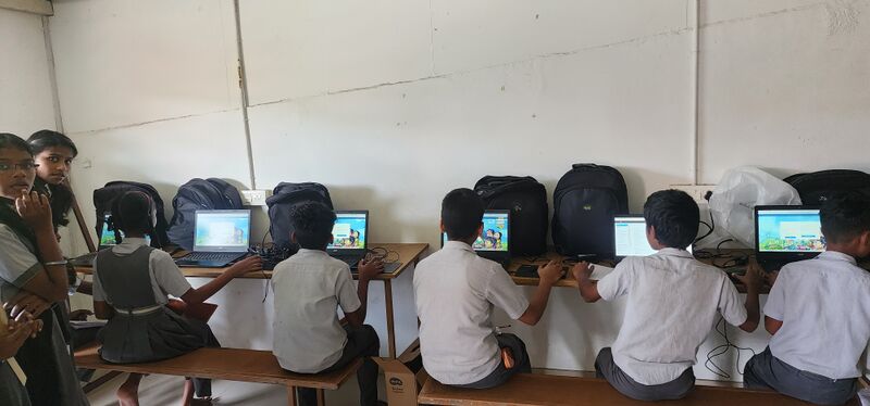 പ്രമാണം:26341 ecube.jpg