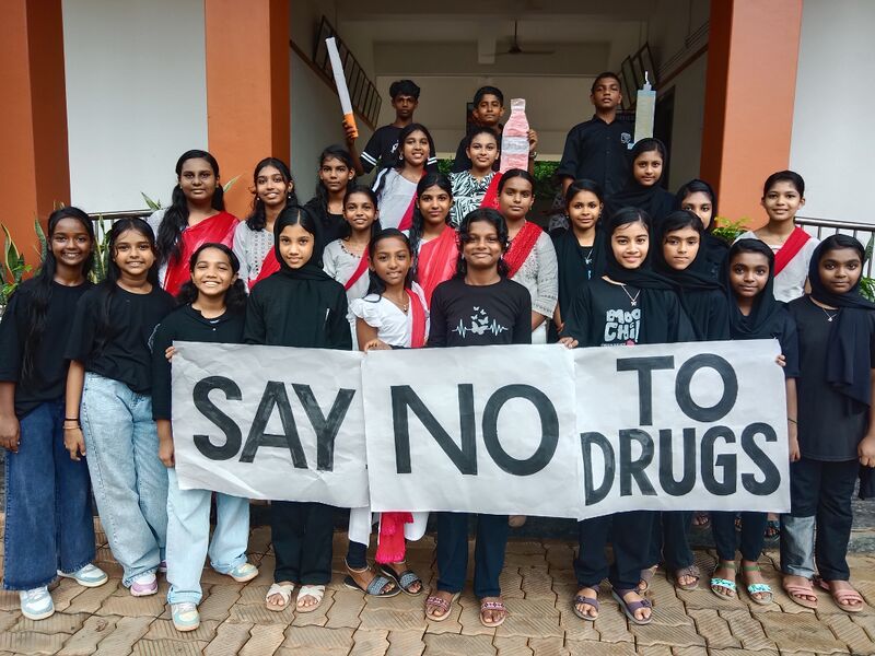 പ്രമാണം:27036 pkd drugs1.jpg