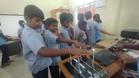 ഓട്ടോമാറ്റിക് സ്ട്രീറ്റ് ലൈറ്റ്