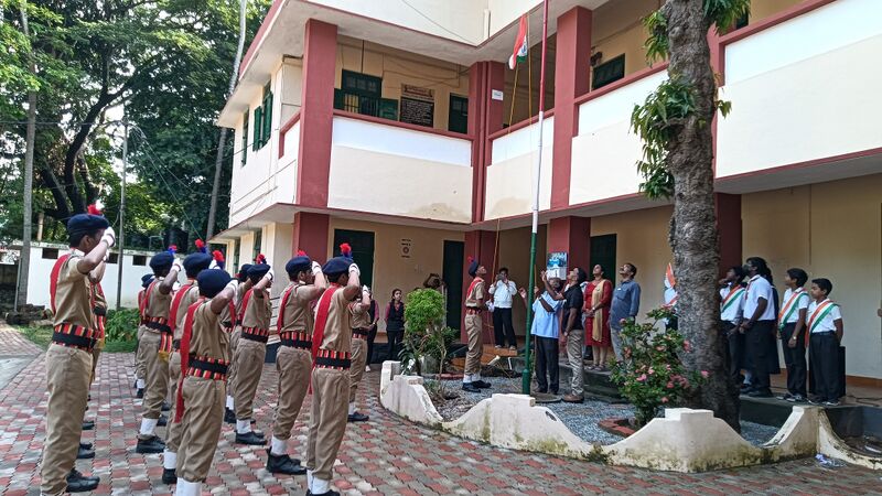 പ്രമാണം:43052 flagaug15.jpg