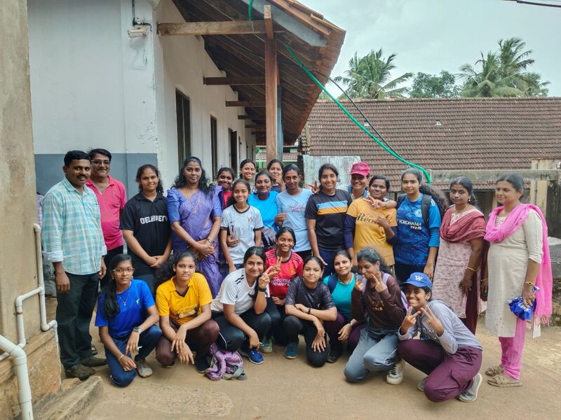 പ്രമാണം:44018 ct 24.jpg