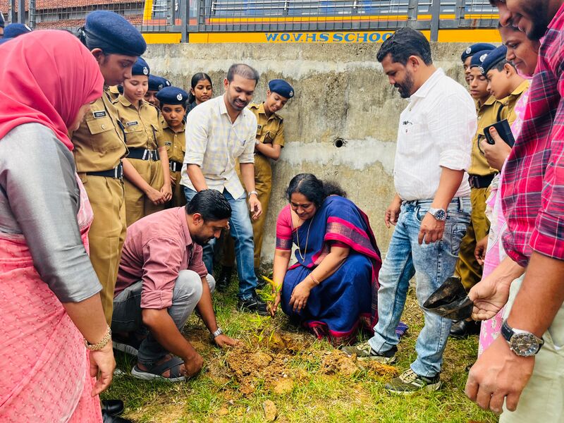 പ്രമാണം:Ss club 15024 1.2.jpg