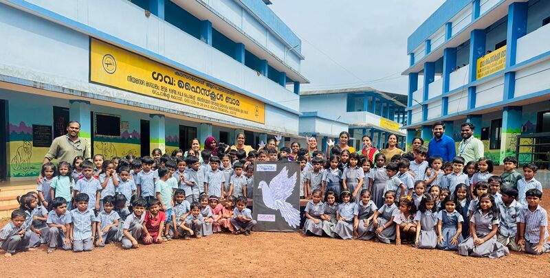 പ്രമാണം:12070 hiroshimaday 2.jpg