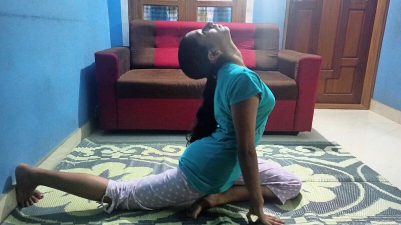 പ്രമാണം:15008 yoga3.jpeg