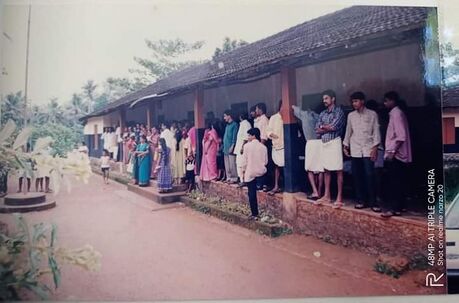 സെന്റ് ആൻഡ്രൂസ് എൽ പി സ്കൂളിന്റെ പഴയകാല ചിത്രം ഒരു ഓർമ്മ