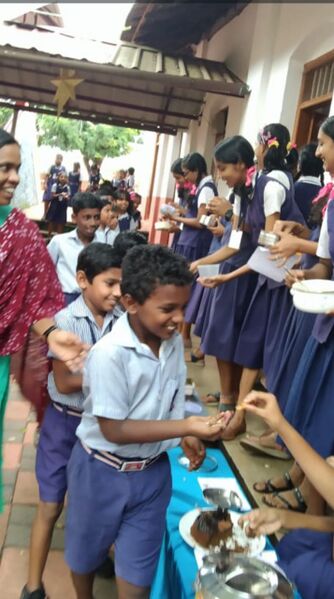 പ്രമാണം:33055 FOODFEST.jpg