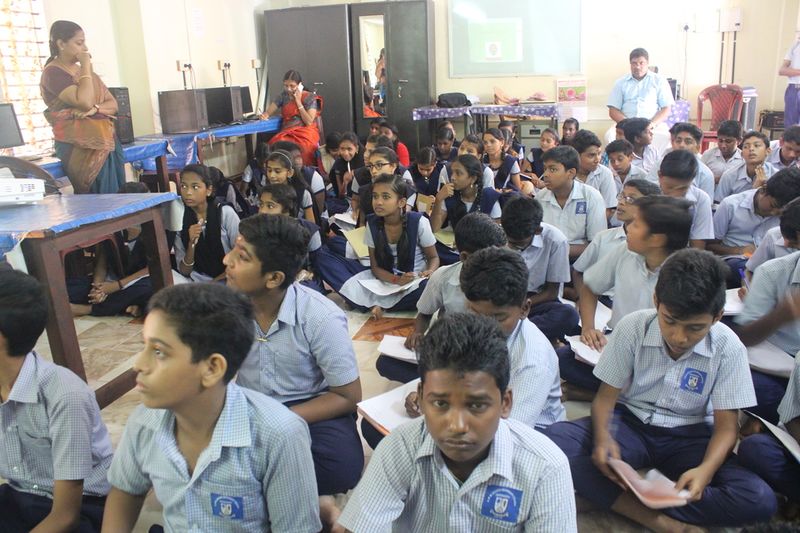 പ്രമാണം:37001 lk apt1.resized.JPG