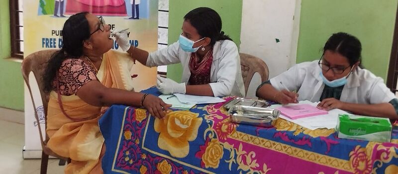 പ്രമാണം:43078-spc medical camp1.jpg