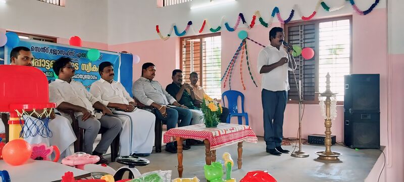 പ്രമാണം:44228-2024kalippaattangaludesweekaranam8.jpg