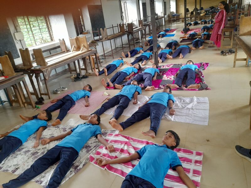 പ്രമാണം:47037-yoga day 1.jpg