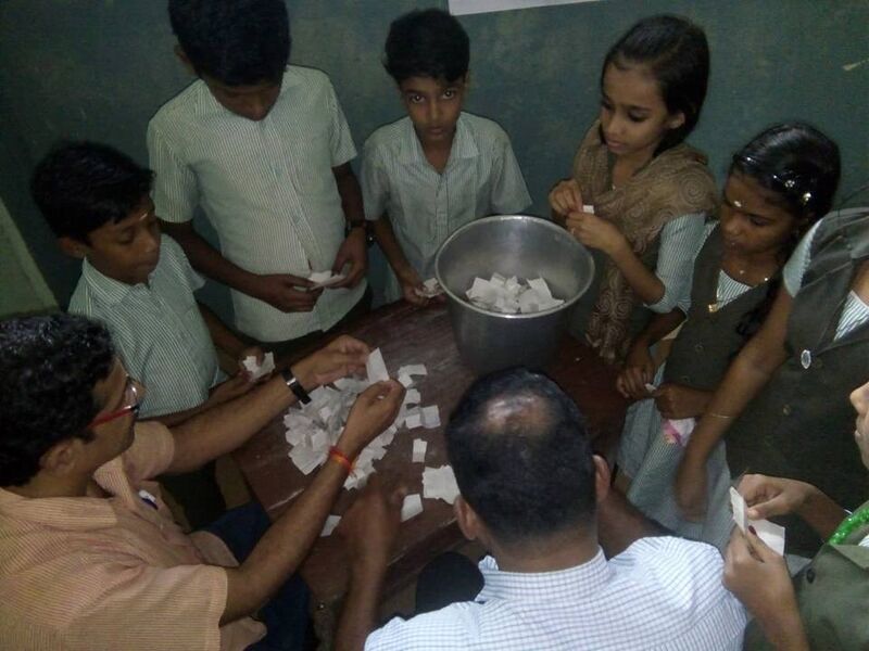 പ്രമാണം:48554 schoolelection1.jpg