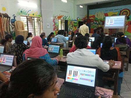 ‌നടുവിൽ