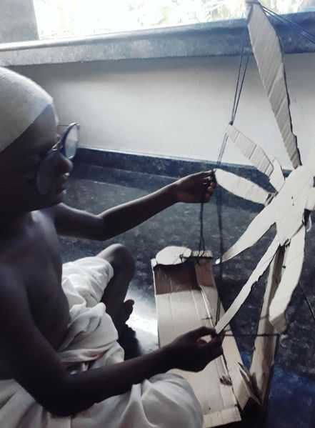 പ്രമാണം:Gandhi jayanthi glps2.jpg