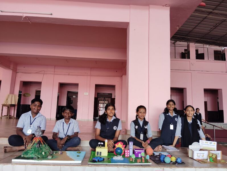 പ്രമാണം:Science 2025.jpg