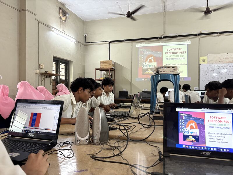 പ്രമാണം:19009-freedom fest 2025.jpg