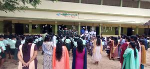 34013moon daylp 1.jpg