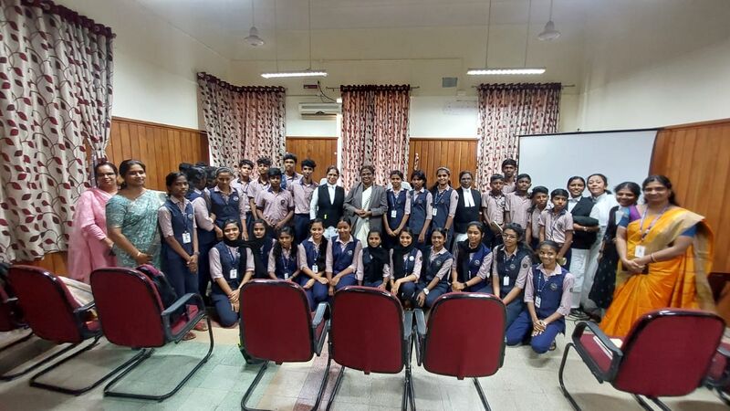 പ്രമാണം:HIGH COURT TOUR 2.jpg