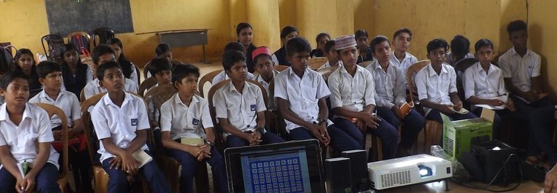 പ്രമാണം:Little kites camp2.JPG