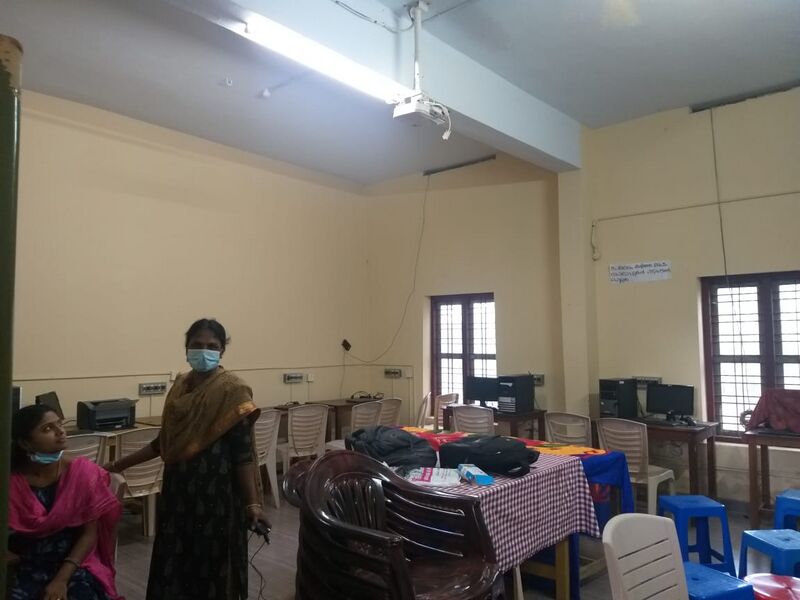 പ്രമാണം:15057 hitechlab.jpeg