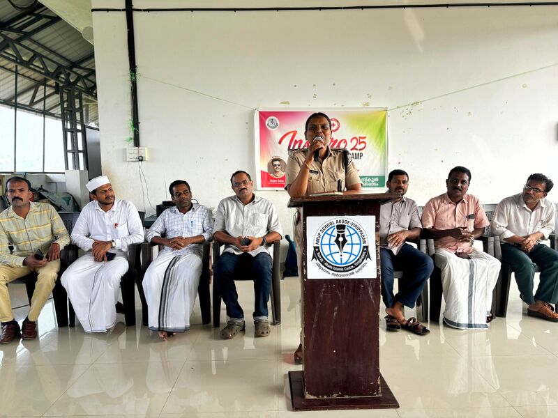 പ്രമാണം:18364 Jrc Camp 2025.jpg