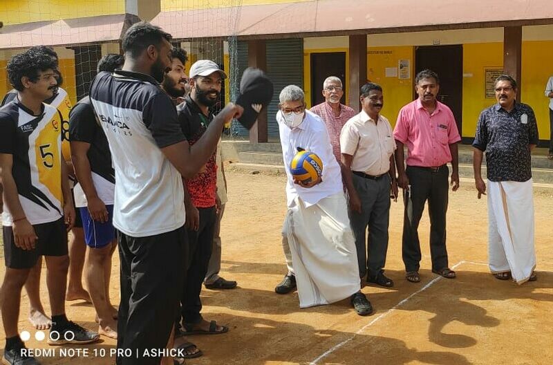 പ്രമാണം:25071 volleyball6.jpg