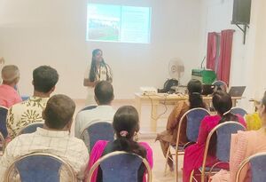 34013ai class parents26d.jpg