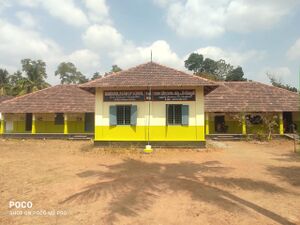 41549 SCHOOLPHOTO.jpg