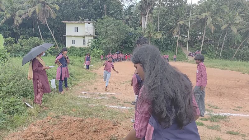 പ്രമാണം:42085 sports25 3.jpg