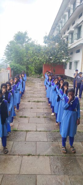 പ്രമാണം:47068 yoga4.jpeg