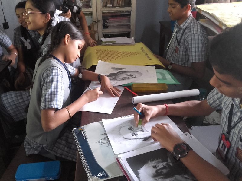 പ്രമാണം:Drawing Mathematicians.jpg