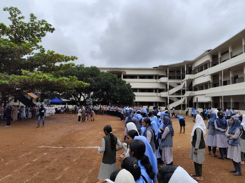 പ്രമാണം:19078BYKV HSS2.jpeg