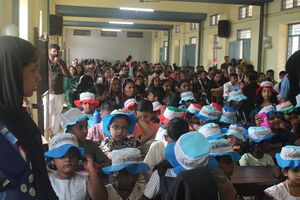 25020 NEWSTUDENTS 26.JPG