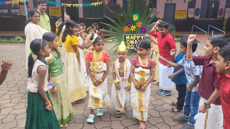 പ്രമാണം:29228 o3.jpg