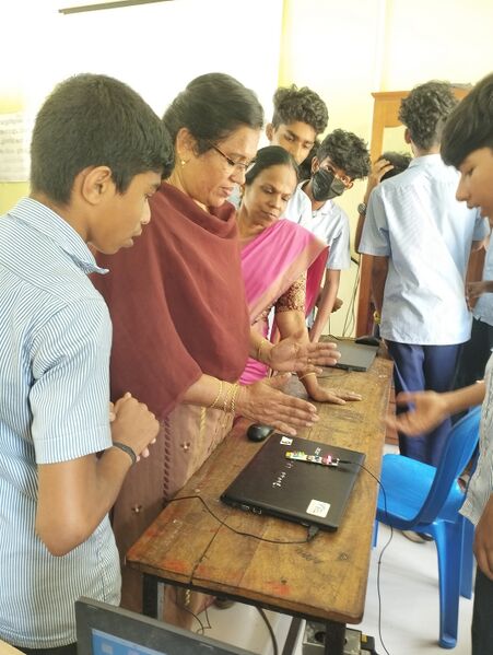 പ്രമാണം:34040-ALP-freedom 2.jpg