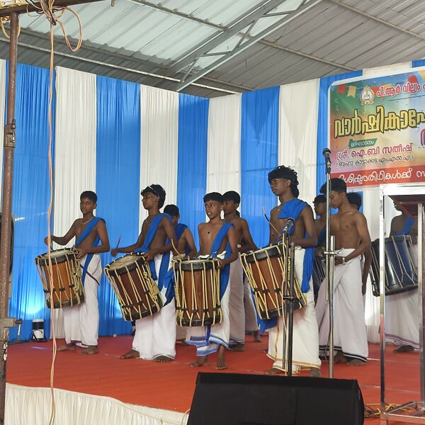 പ്രമാണം:44018 cv 7.jpg