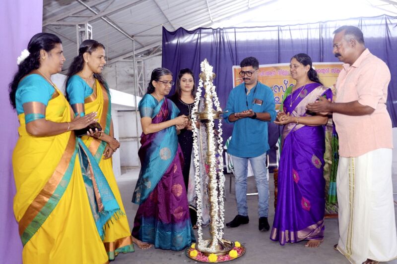 പ്രമാണം:44018 sk 1 24.jpg