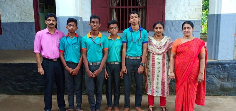 പ്രമാണം:45051 MF SD.jpg