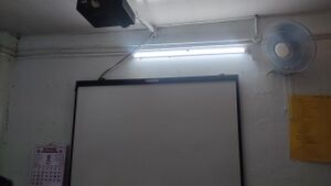 47412 HITECH PROJECTOR.jpg