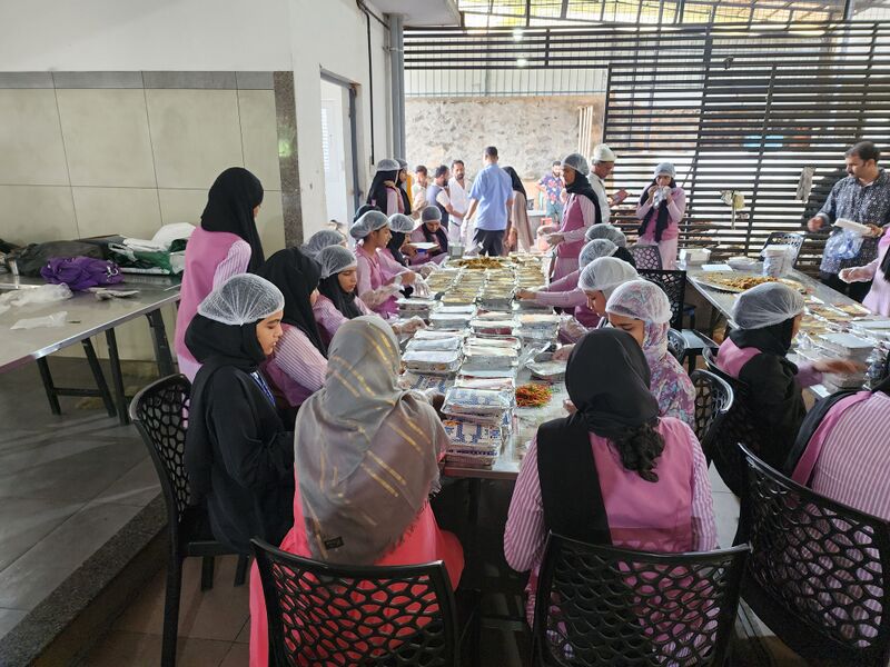 പ്രമാണം:Pr kkd 47087 packing.jpg