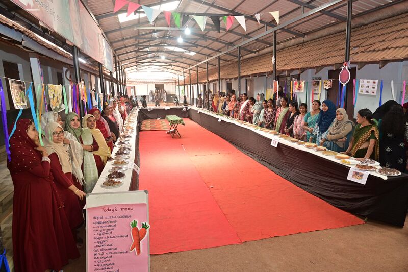 പ്രമാണം:17471-school-foodfest.jpeg
