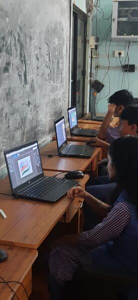 പ്രമാണം:18028 poster making.jpg