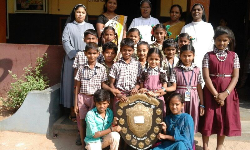 പ്രമാണം:21656 awards.jpg