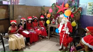 24401 x'mas celebration.jpg