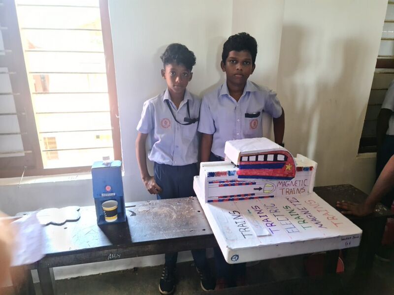 പ്രമാണം:33056 schoolfair 2022 3.jpeg