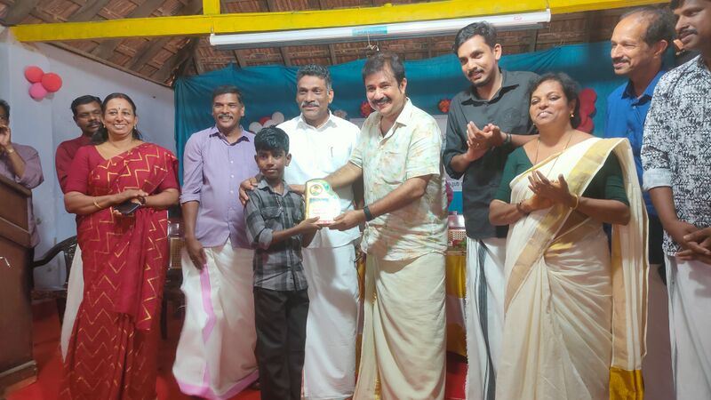 പ്രമാണം:34041 op3.jpg