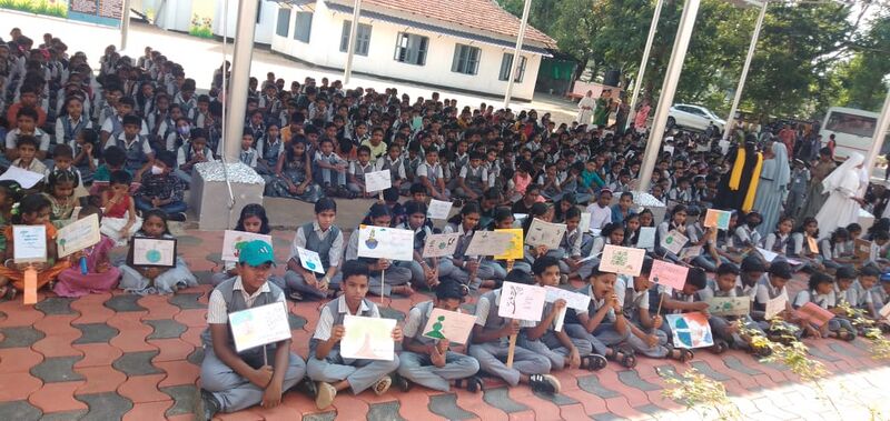 പ്രമാണം:34250-environment day.jpg