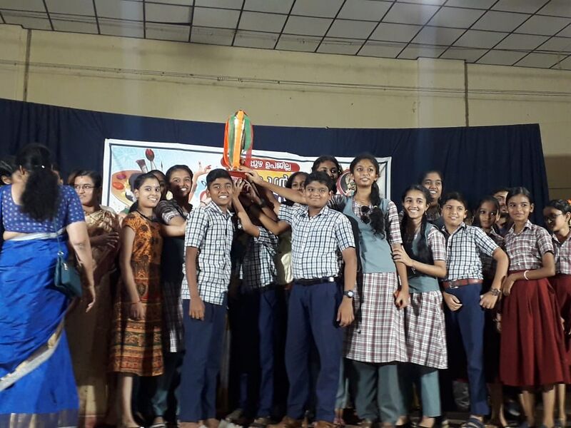 പ്രമാണം:35013 yf6 22.jpeg