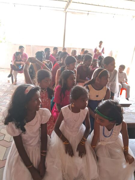 പ്രമാണം:38513 ScoolFuns.jpeg